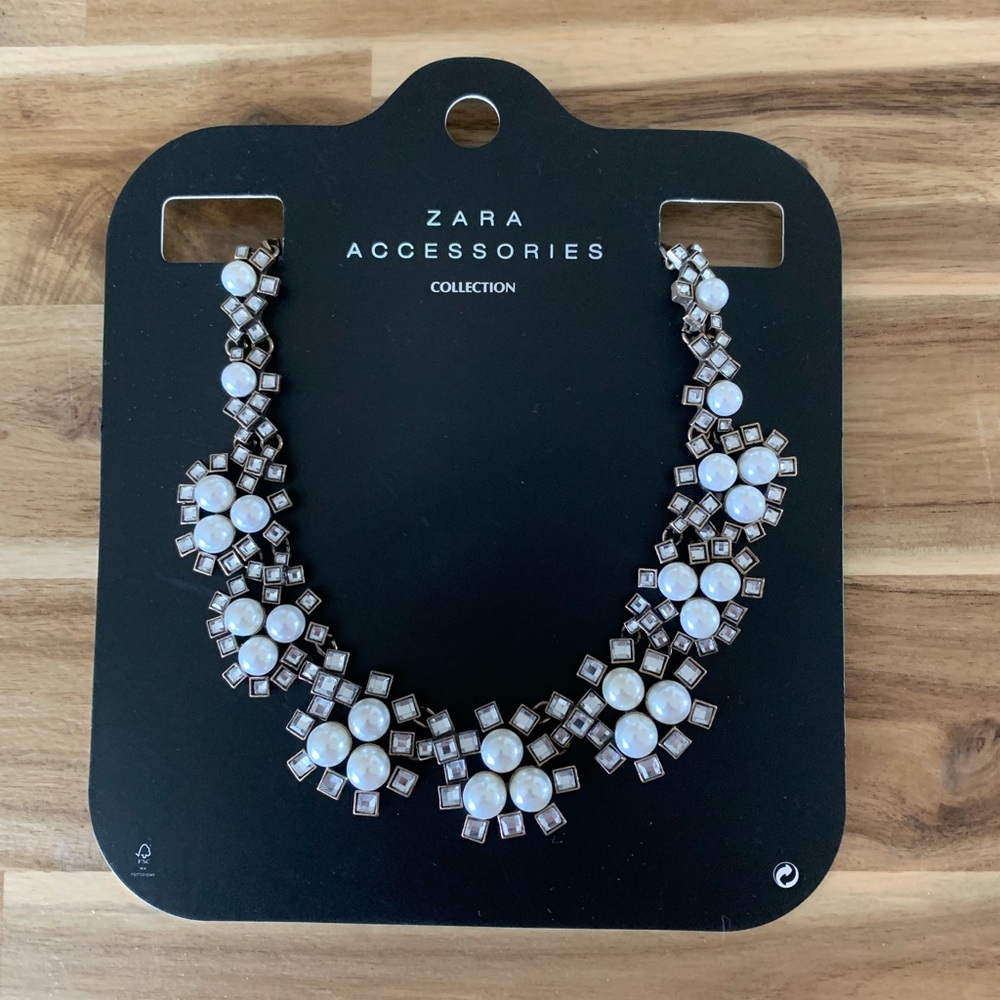 Zara faux pearl with rhinestone necklace NWT